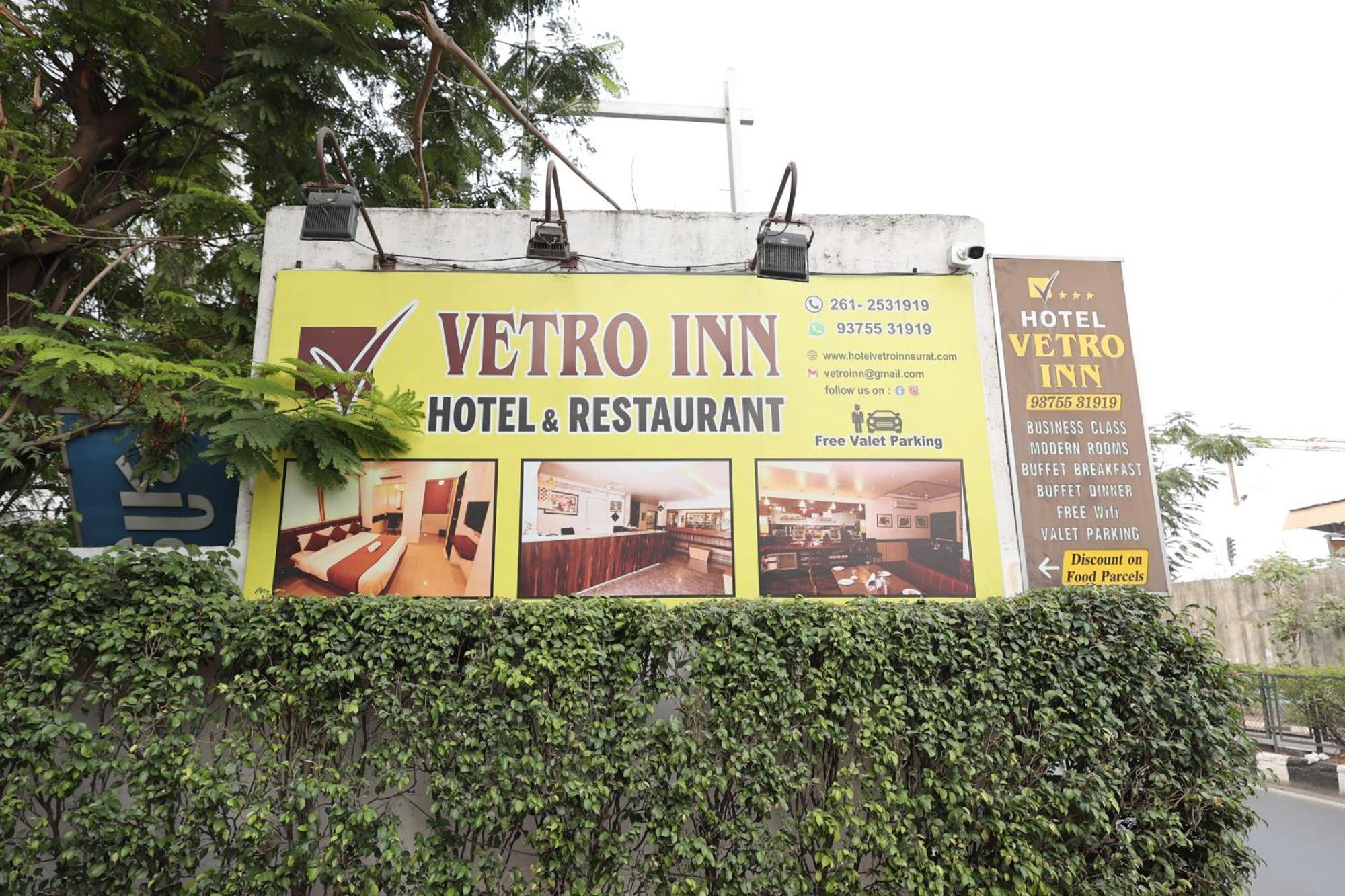 Hotel Vetro Inn Súrat Exteriér fotografie